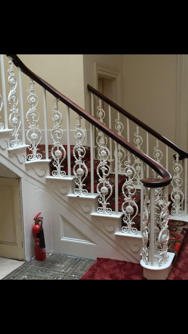 Modern merdiven korkuluğu modeli MKR-002